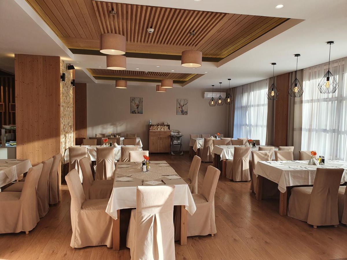 Monte Cervo Bio Hotel & Spa Covasna Extérieur photo