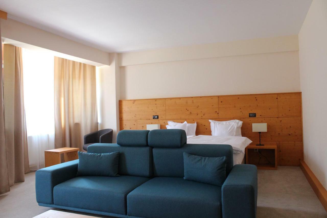 Monte Cervo Bio Hotel & Spa Covasna Extérieur photo